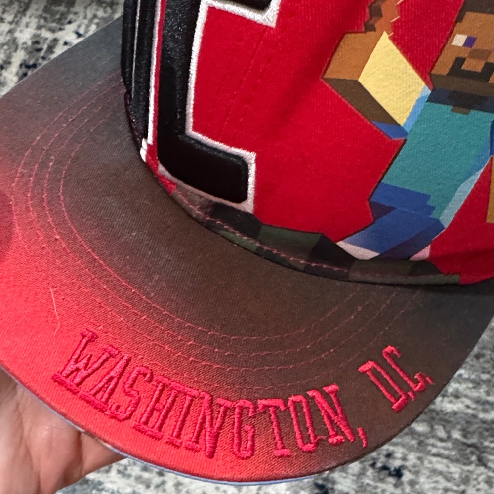 DC Minecraft Red Hat - Picture 2 of 5